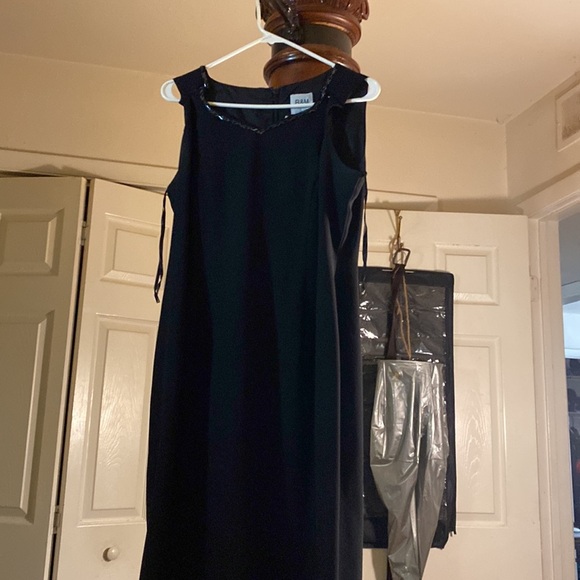 2piece black gown and jacket embellished with crystals formal beautiful - Picture 6 of 8